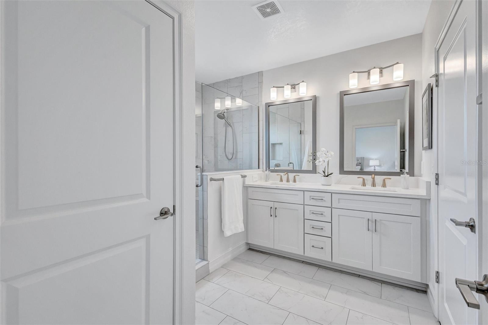 3027 BERMUDA SLOOP CIR