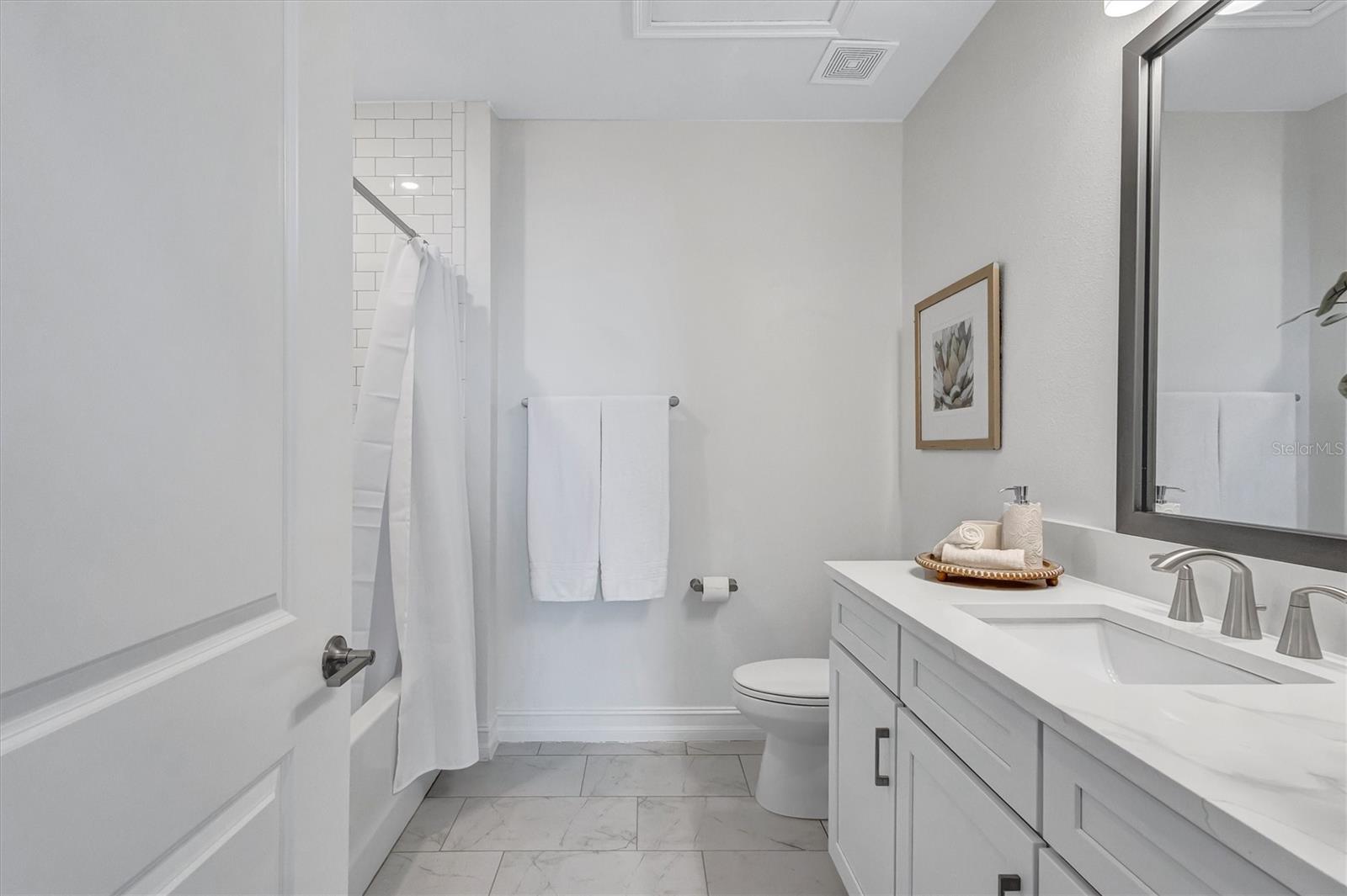 3027 BERMUDA SLOOP CIR