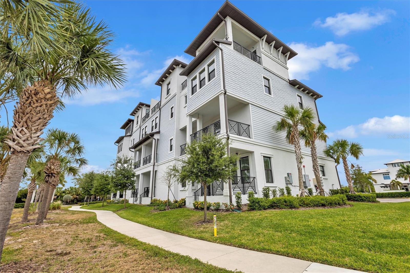 3027 BERMUDA SLOOP CIR