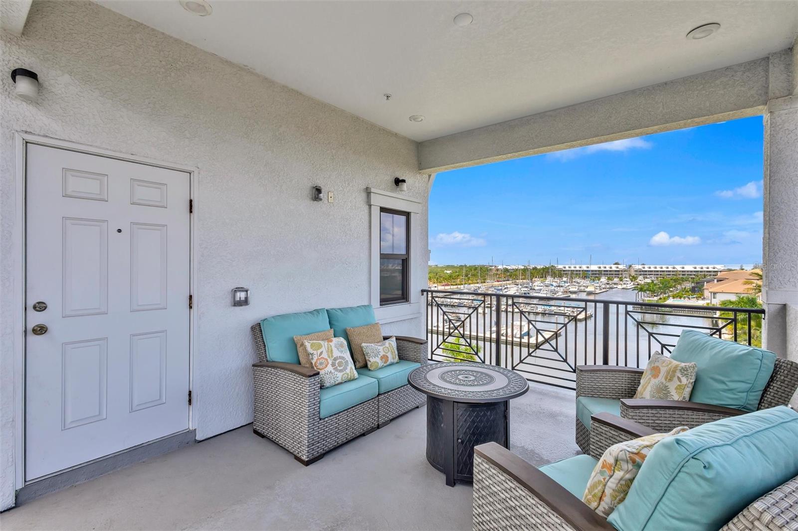 3027 BERMUDA SLOOP CIR