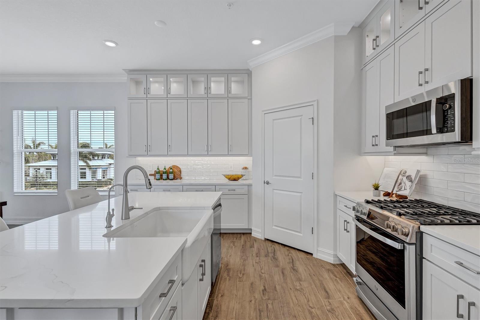 3027 BERMUDA SLOOP CIR