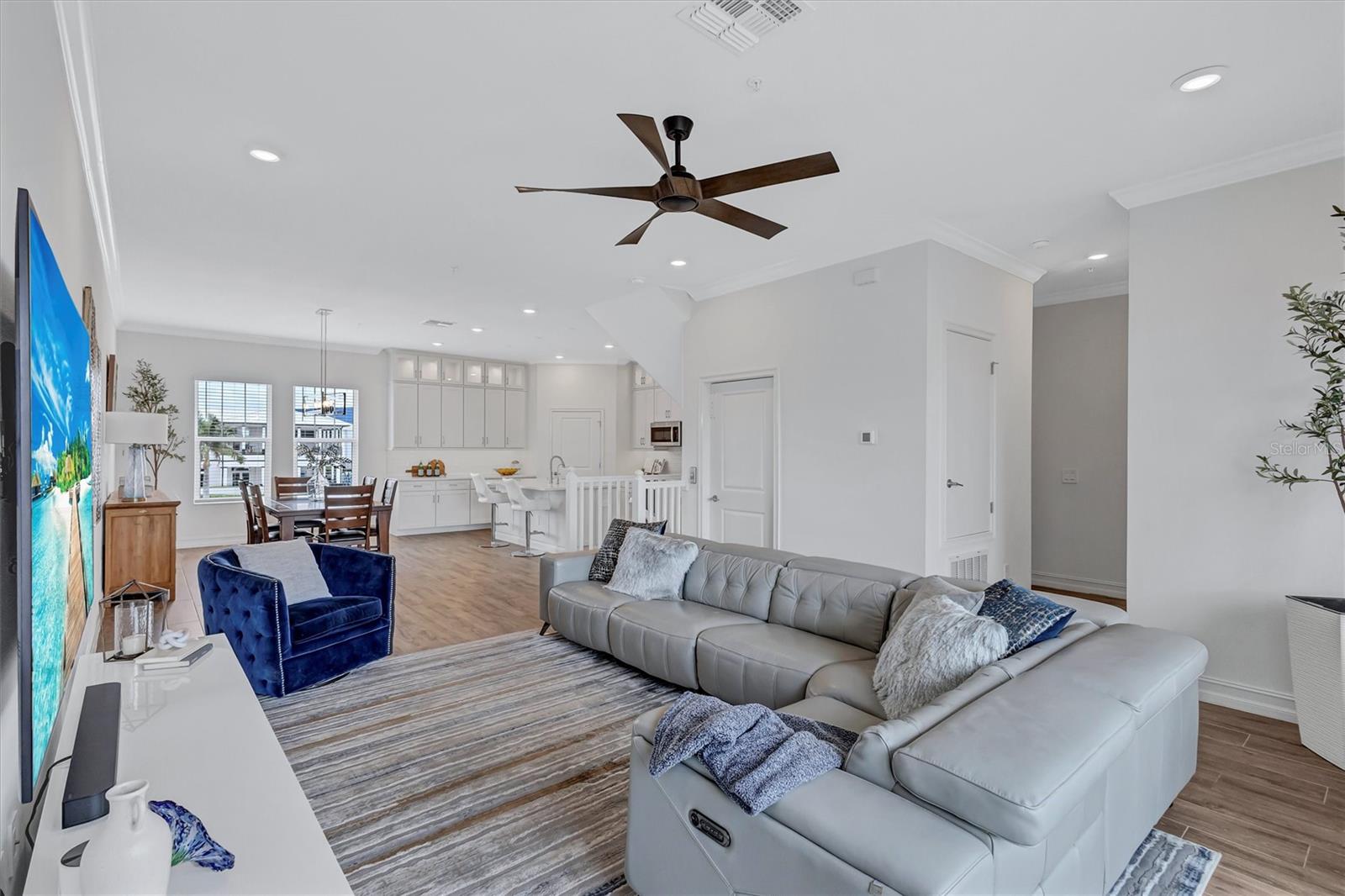 3027 BERMUDA SLOOP CIR