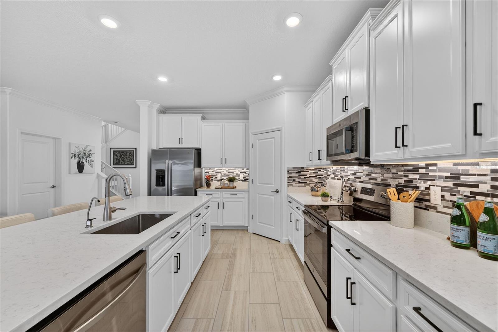 14285 17TH CT E