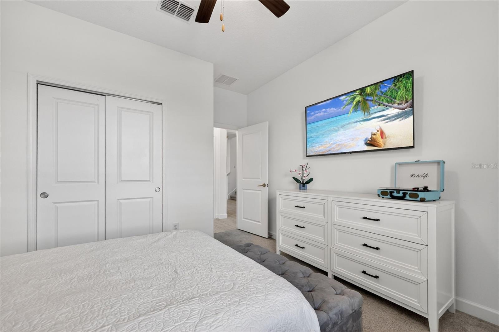 14285 17TH CT E