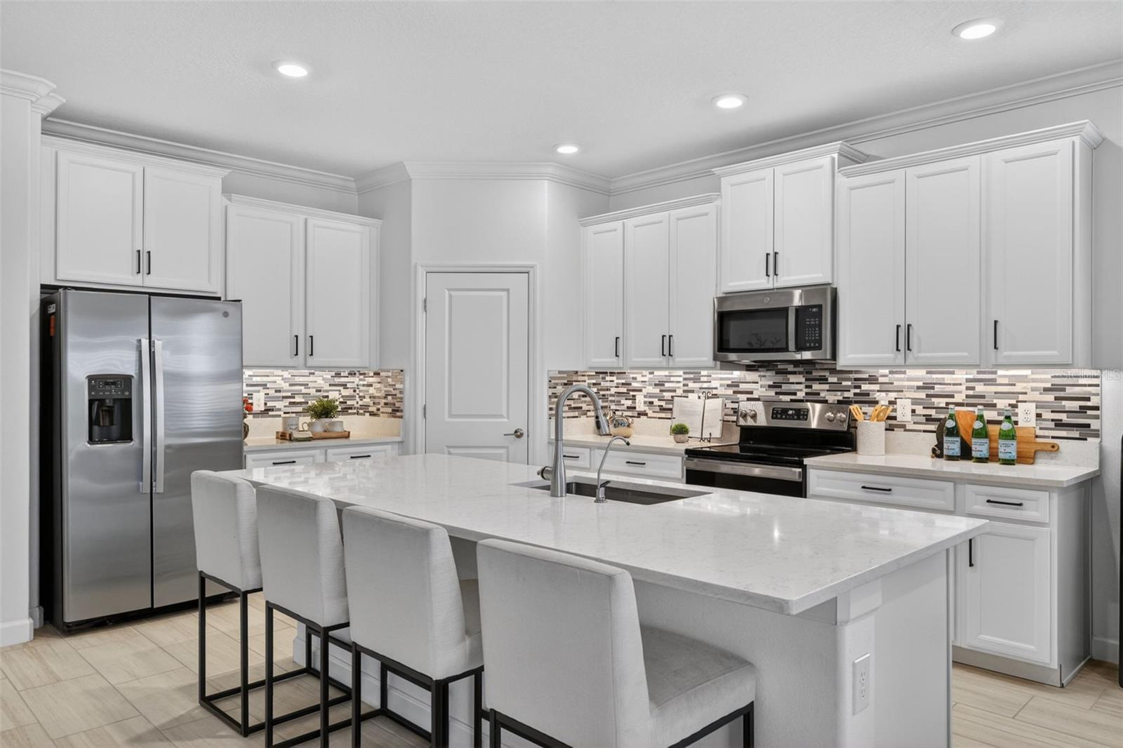14285 17TH CT E