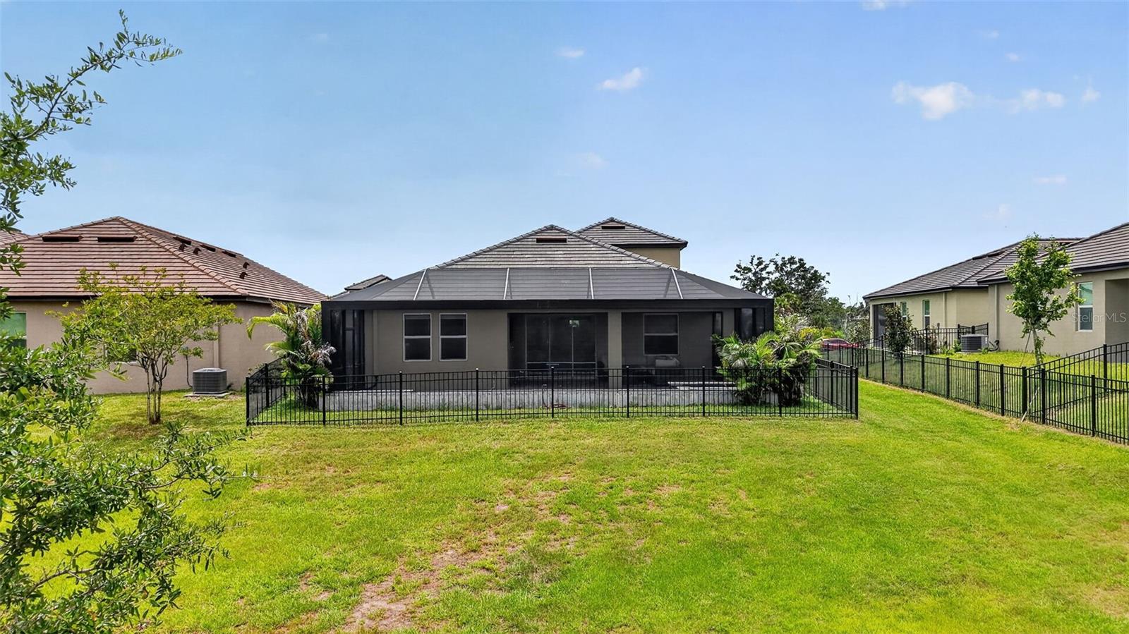 14285 17TH CT E