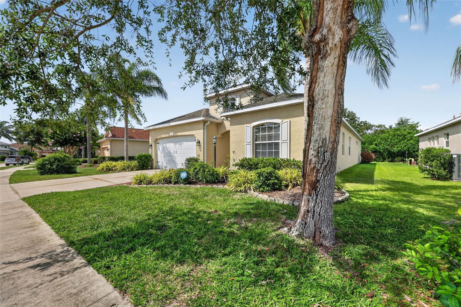5328 LEXINGTON DR