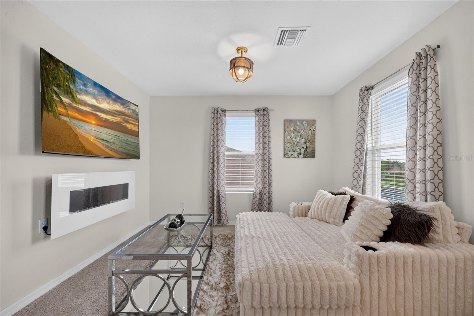 6541 DEVESTA LOOP