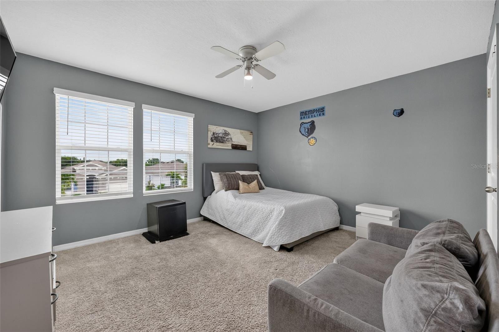 6541 DEVESTA LOOP