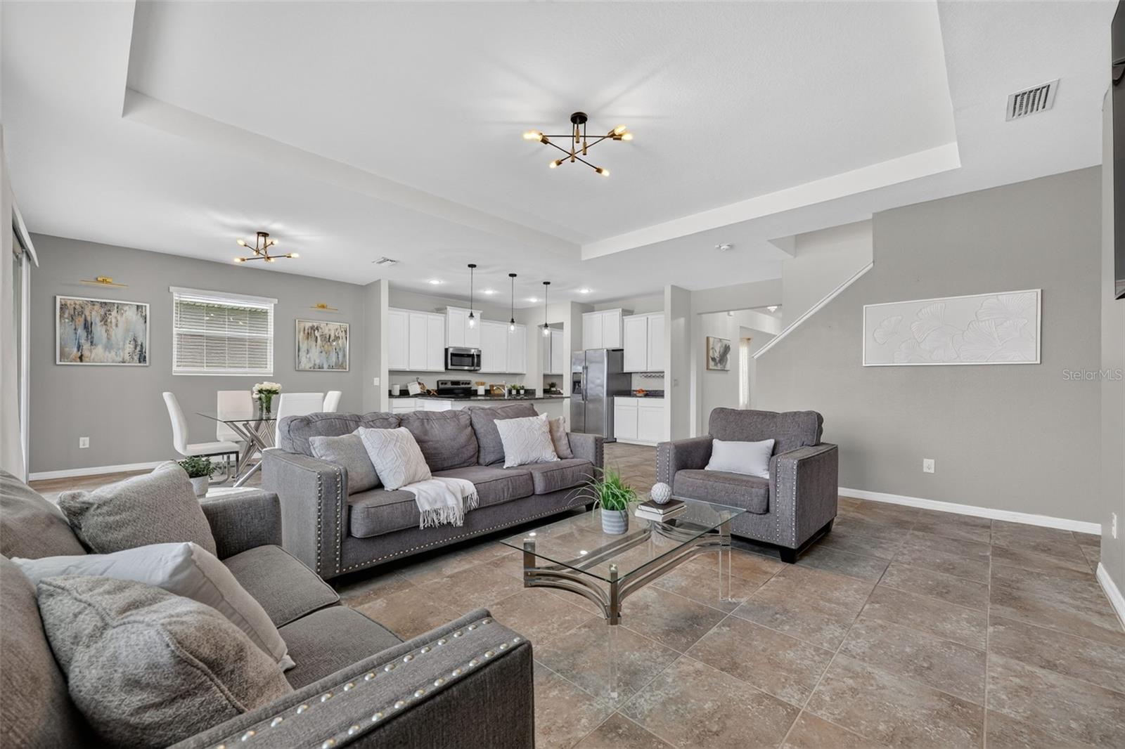 6541 DEVESTA LOOP