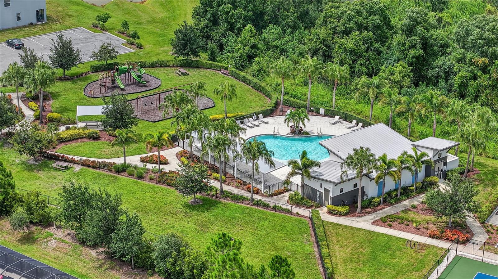 2128 WOODLEAF HAMMOCK CT