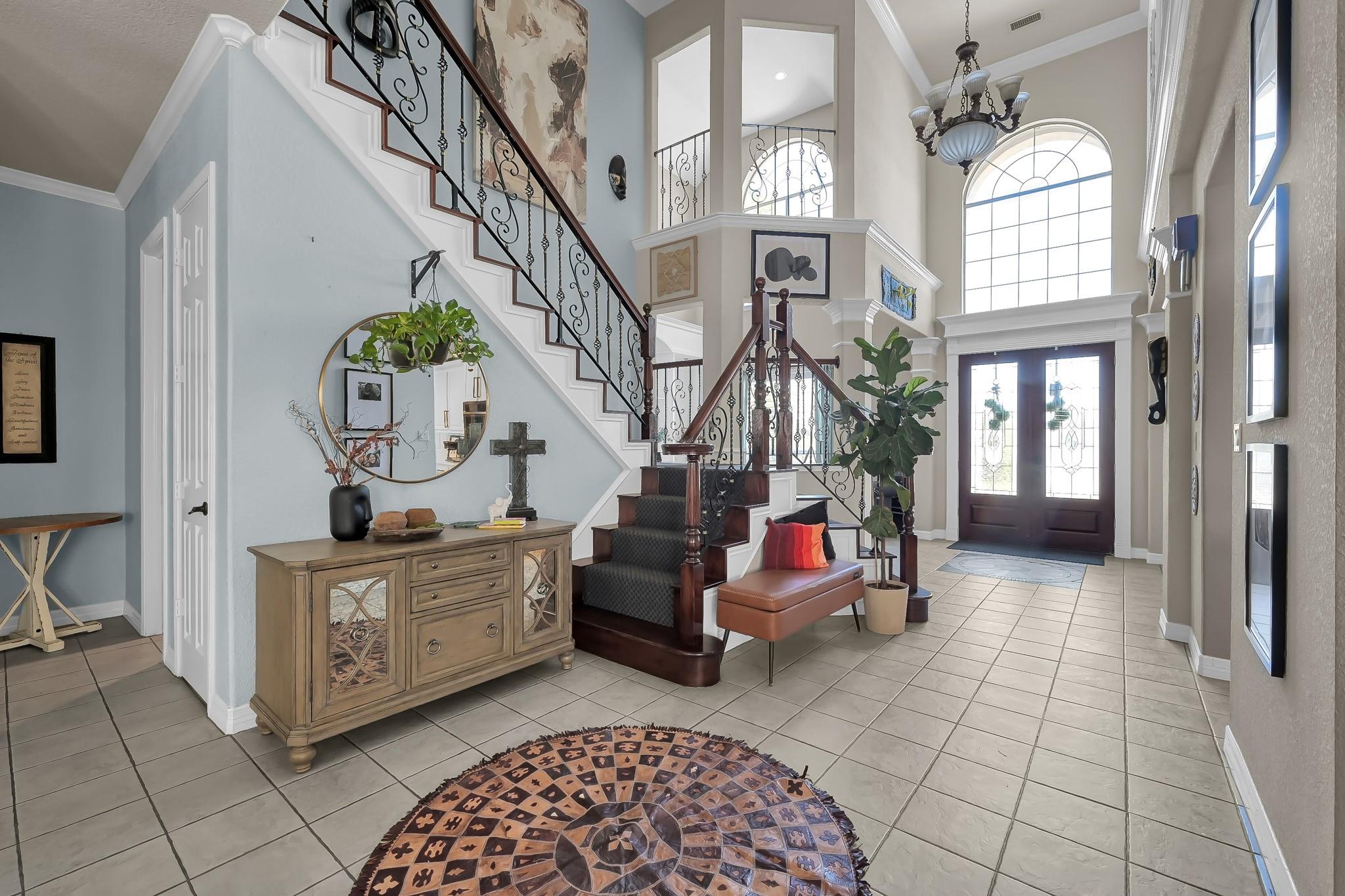 71 La Jolla Circle