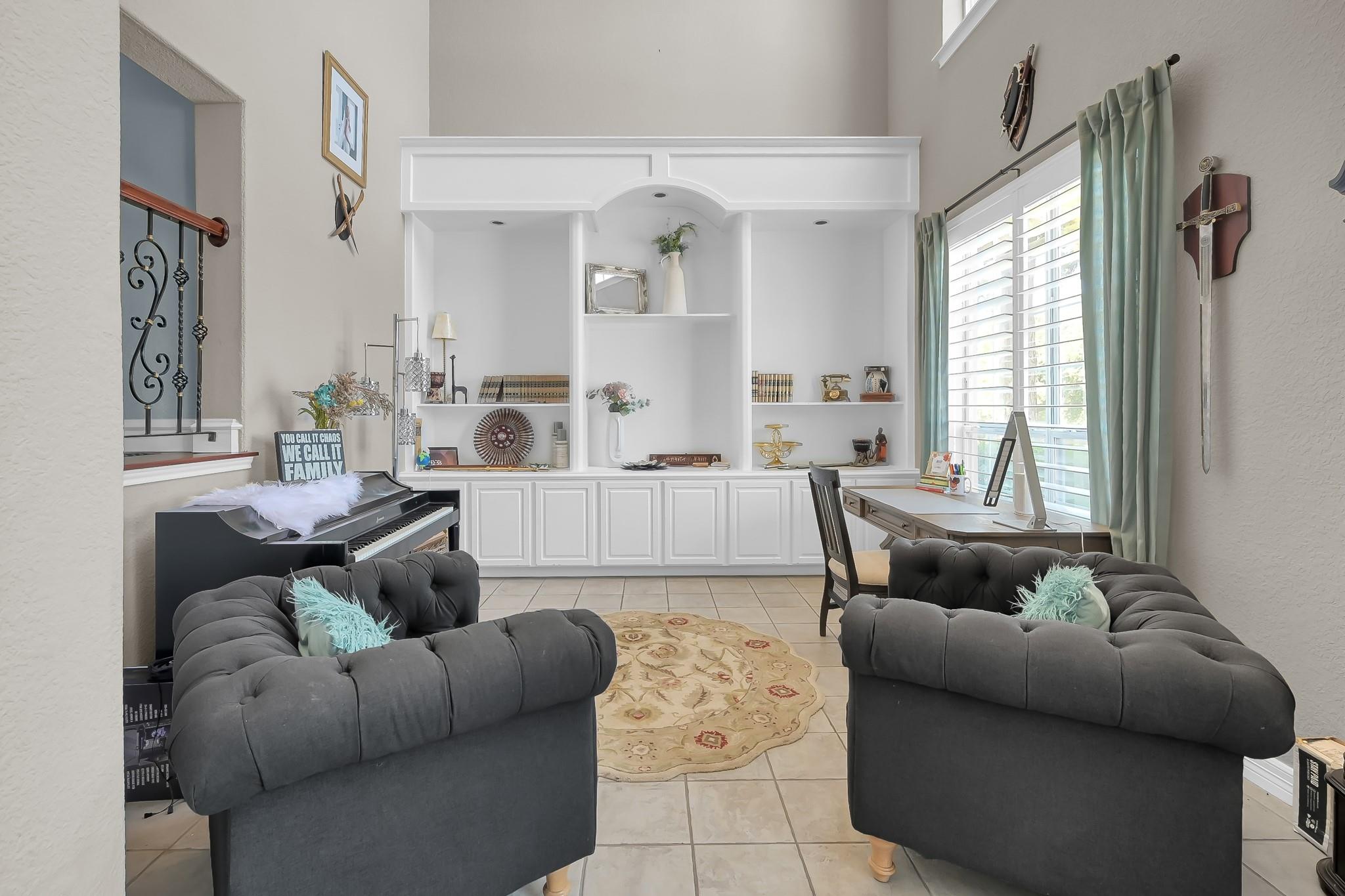 71 La Jolla Circle