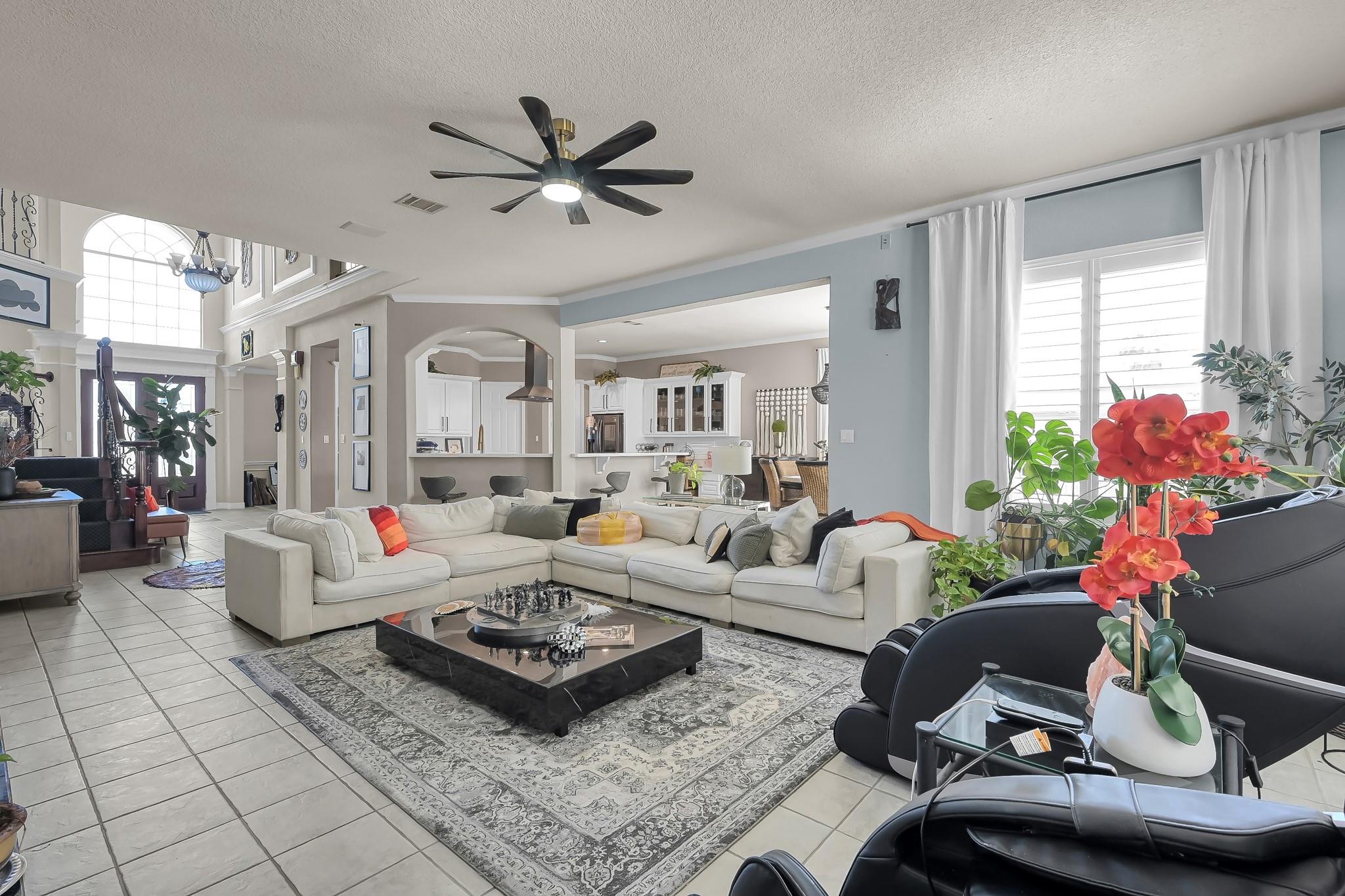 71 La Jolla Circle