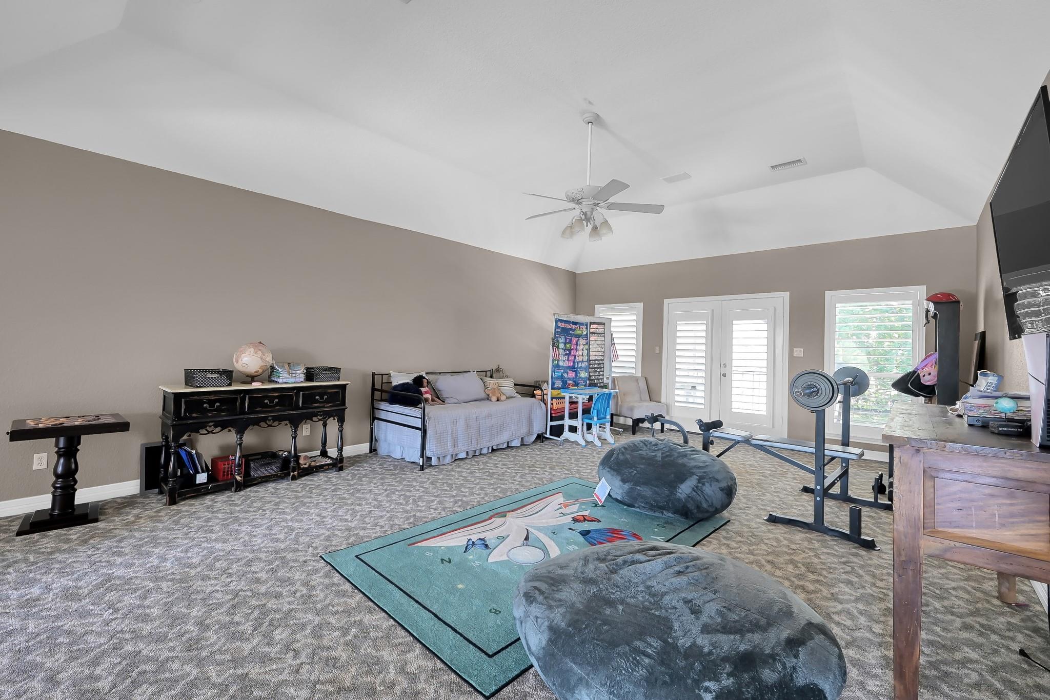 71 La Jolla Circle