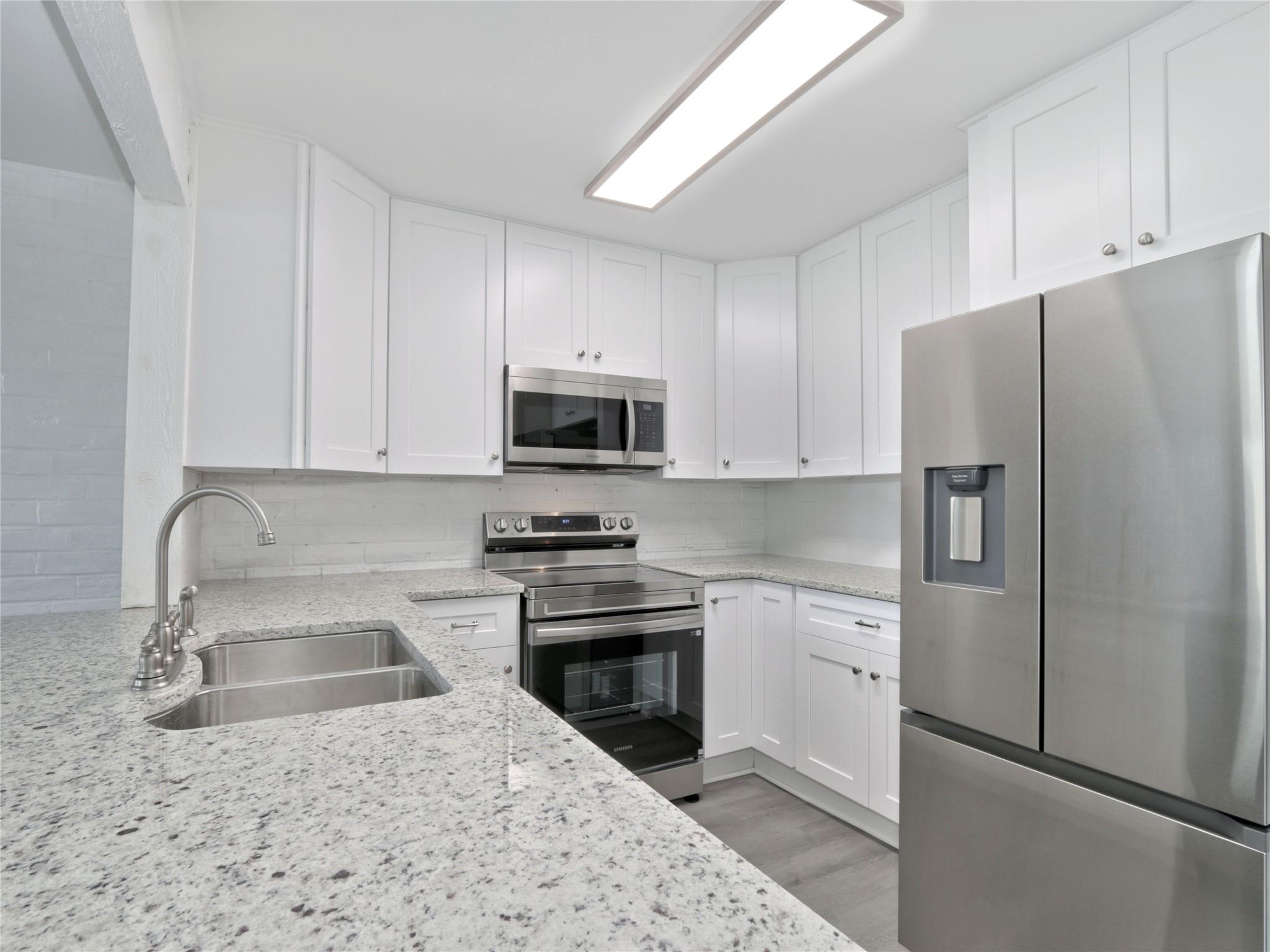 100 Edgewater Drive # 32