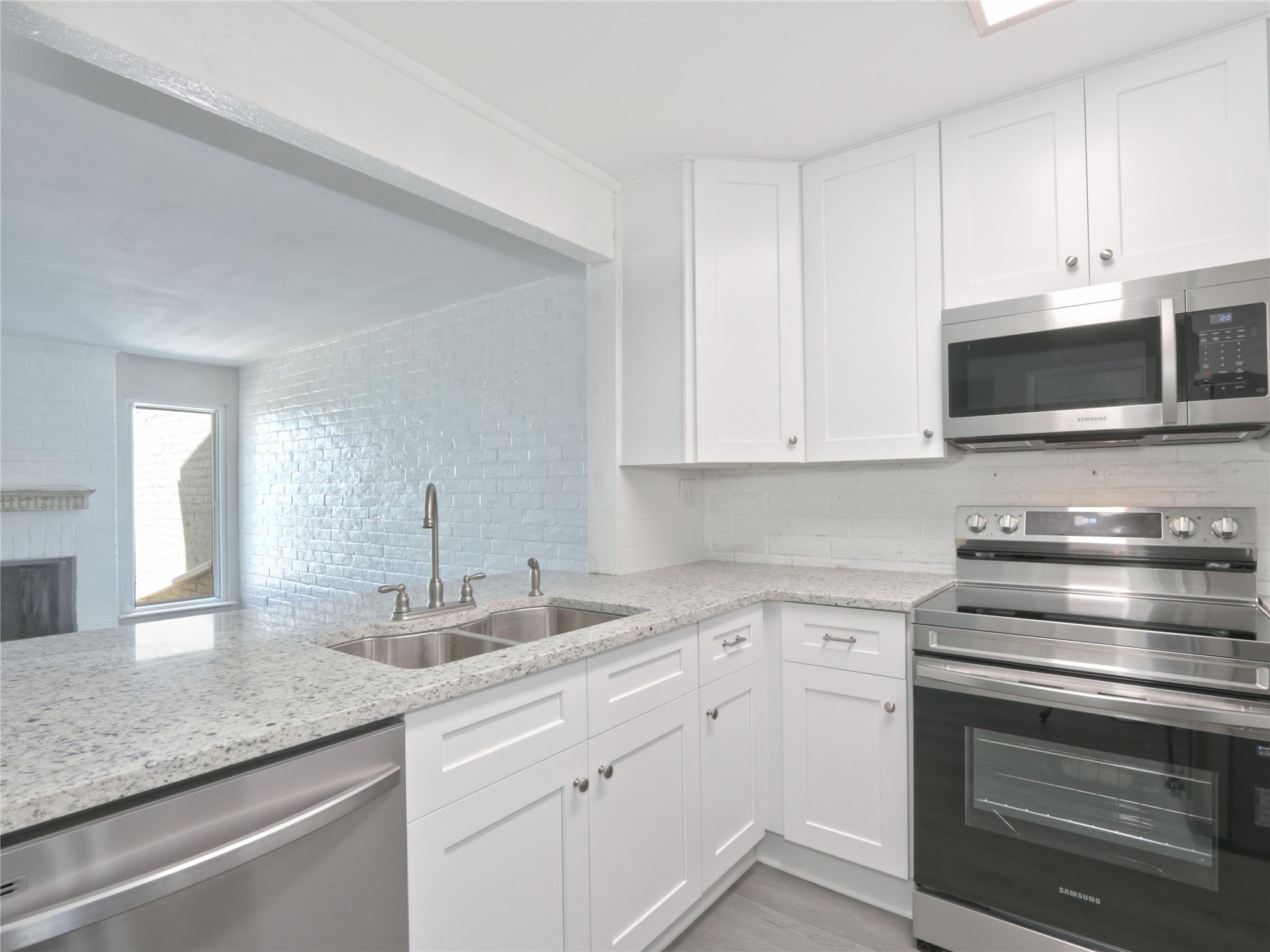 100 Edgewater Drive # 32