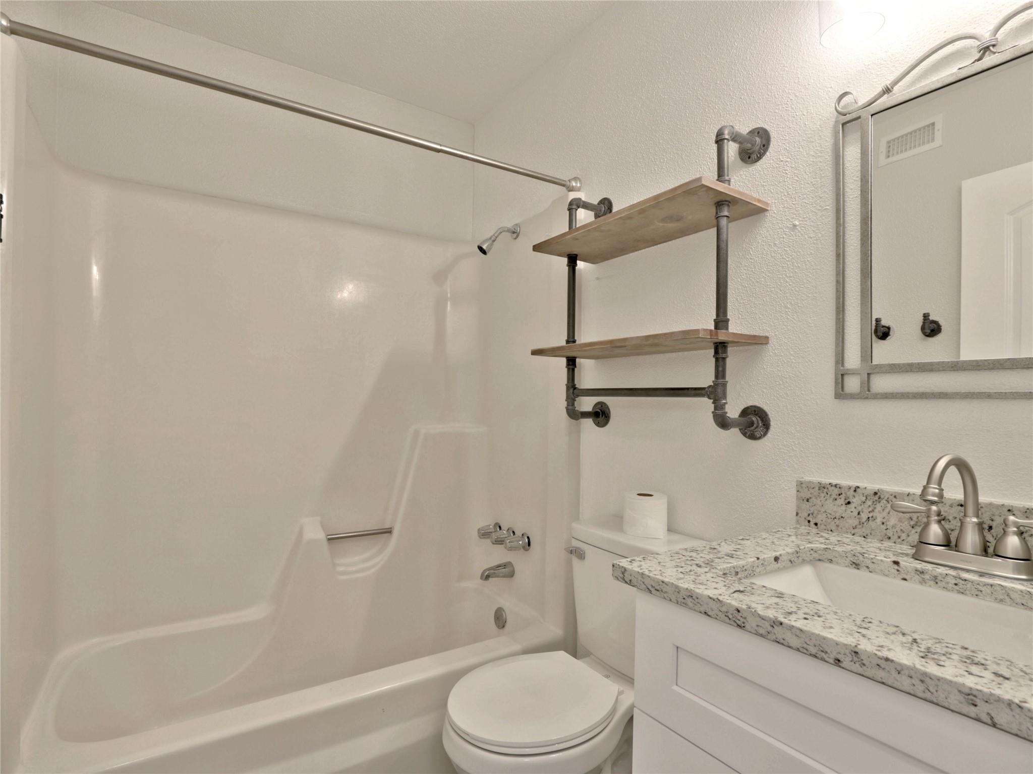 100 Edgewater Drive # 32