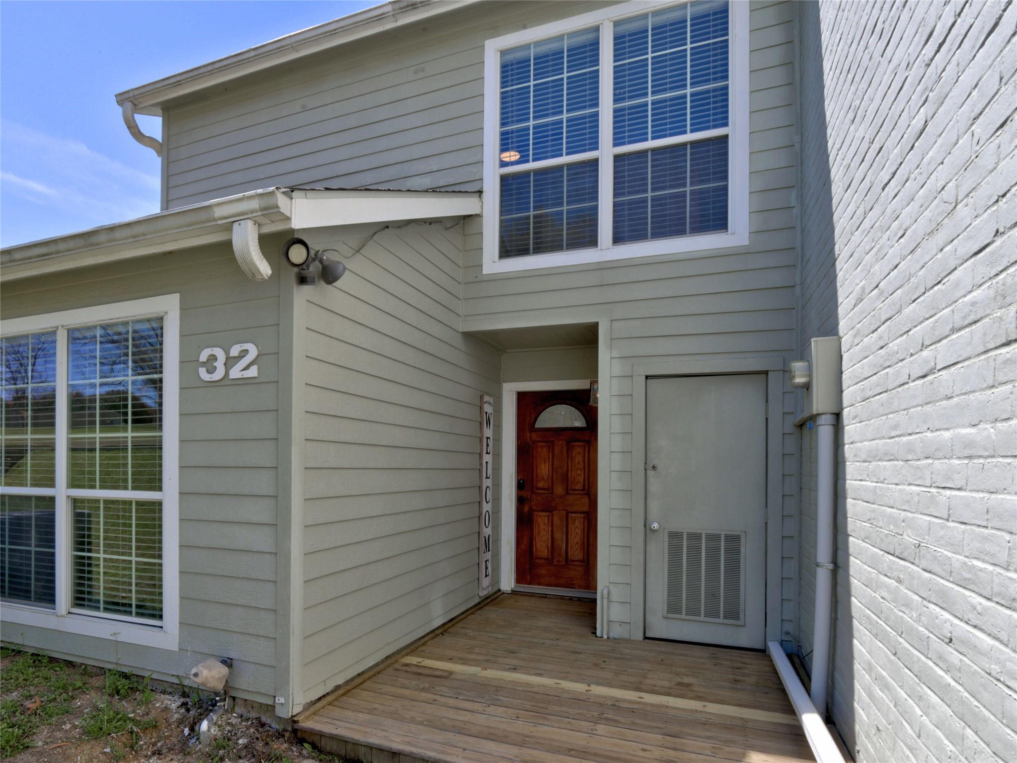 100 Edgewater Drive # 32