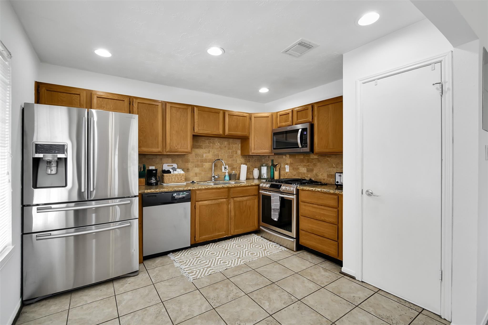 3511 Nutwood Lane
