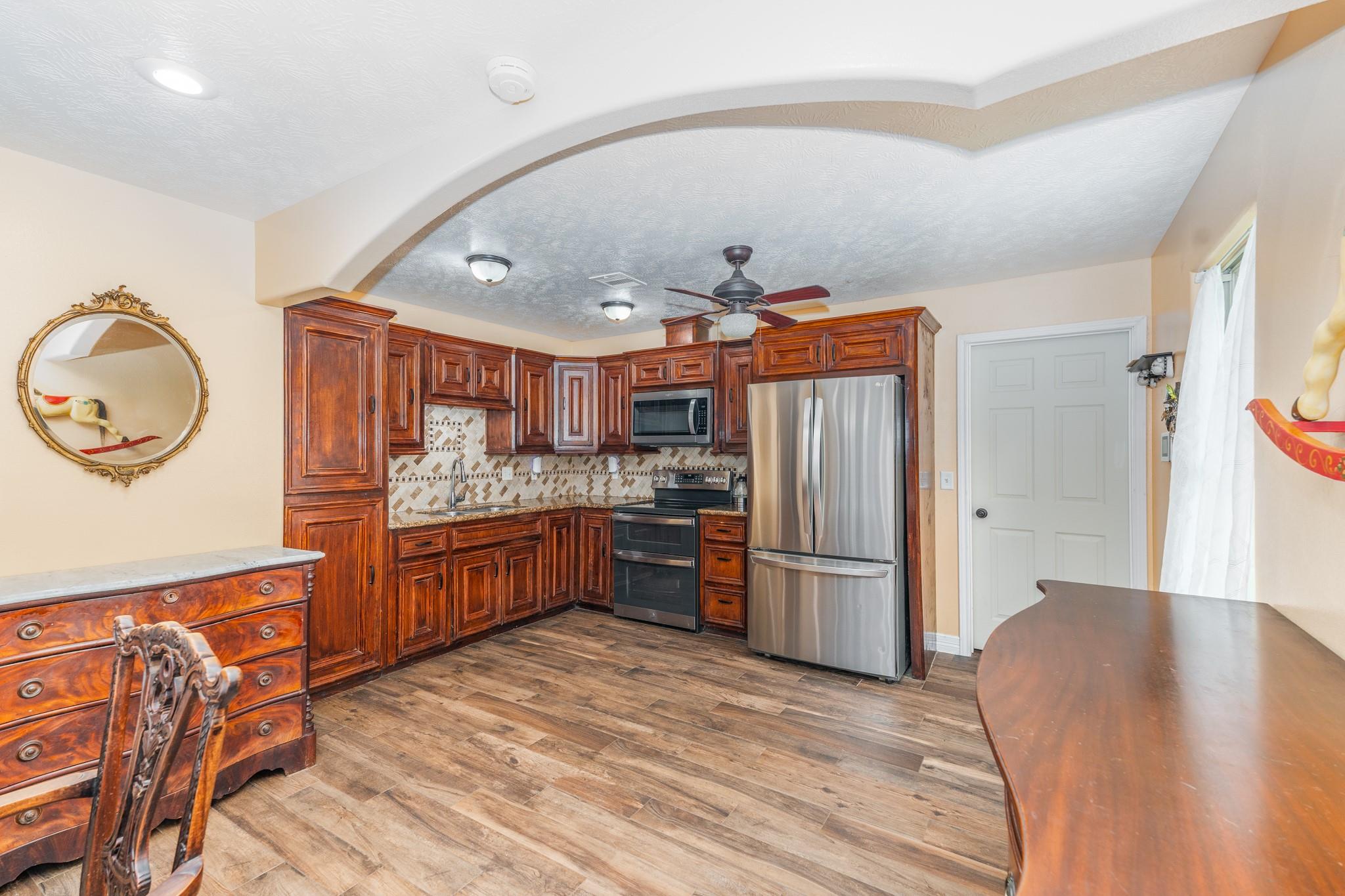 110 County Road 328 S