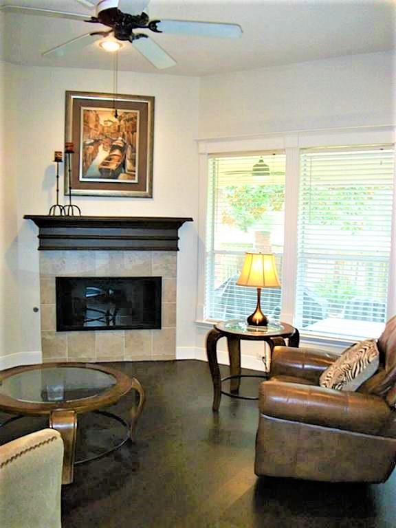 435 N Rivershire Drive