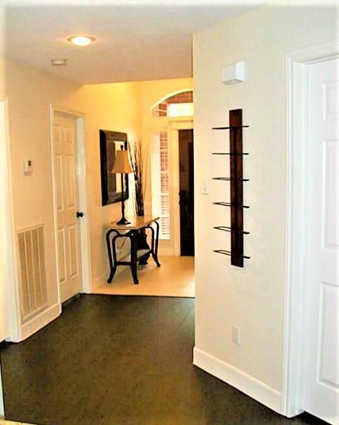 435 N Rivershire Drive