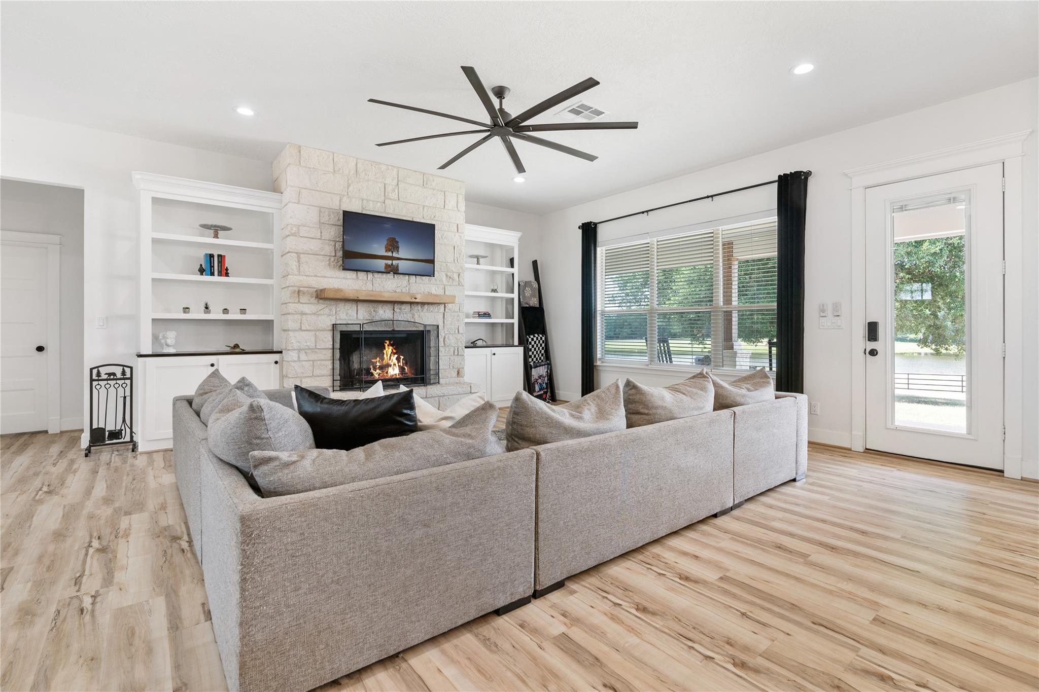 41111 Community Road