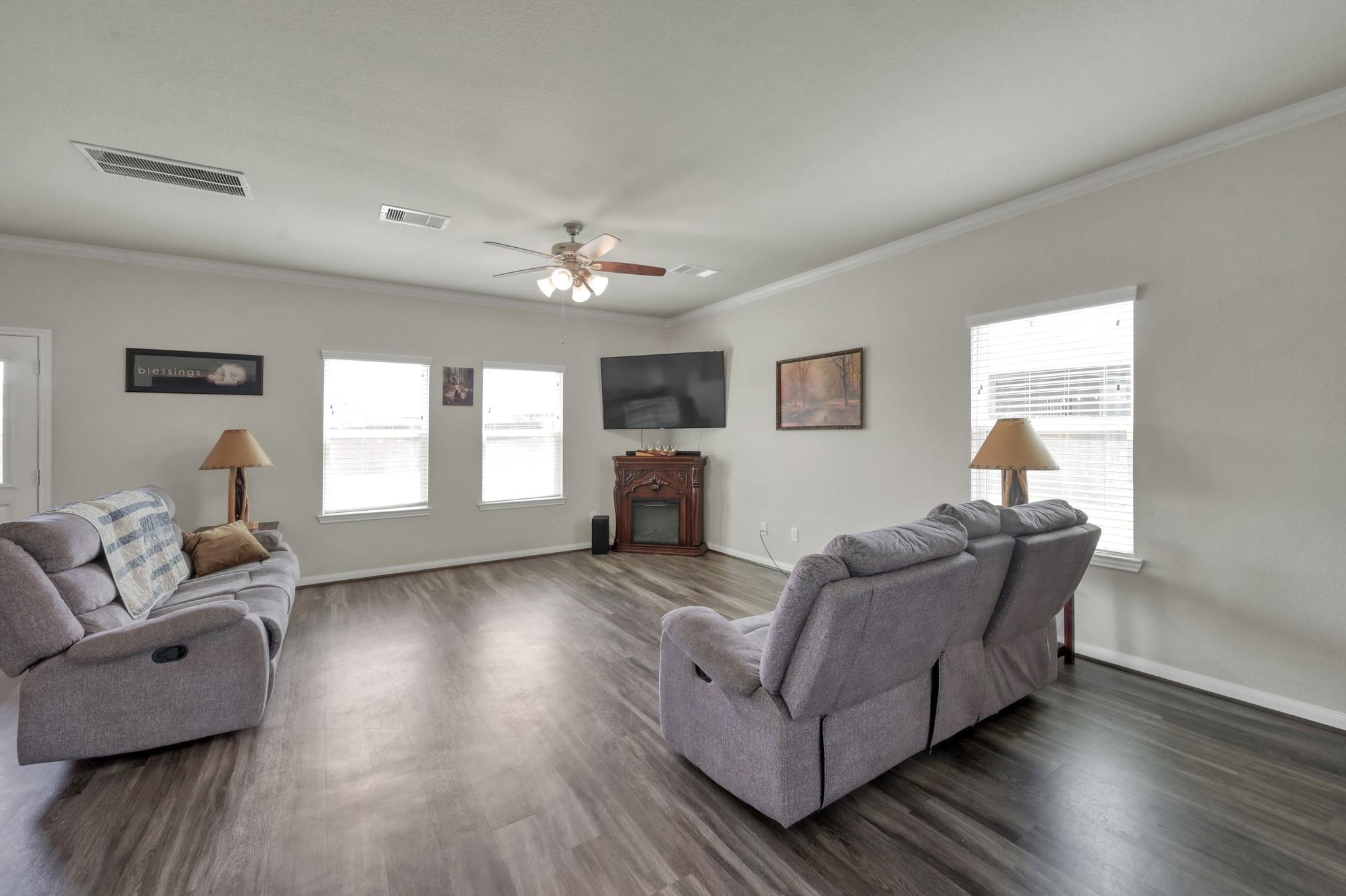 14072 Waukegan Way N