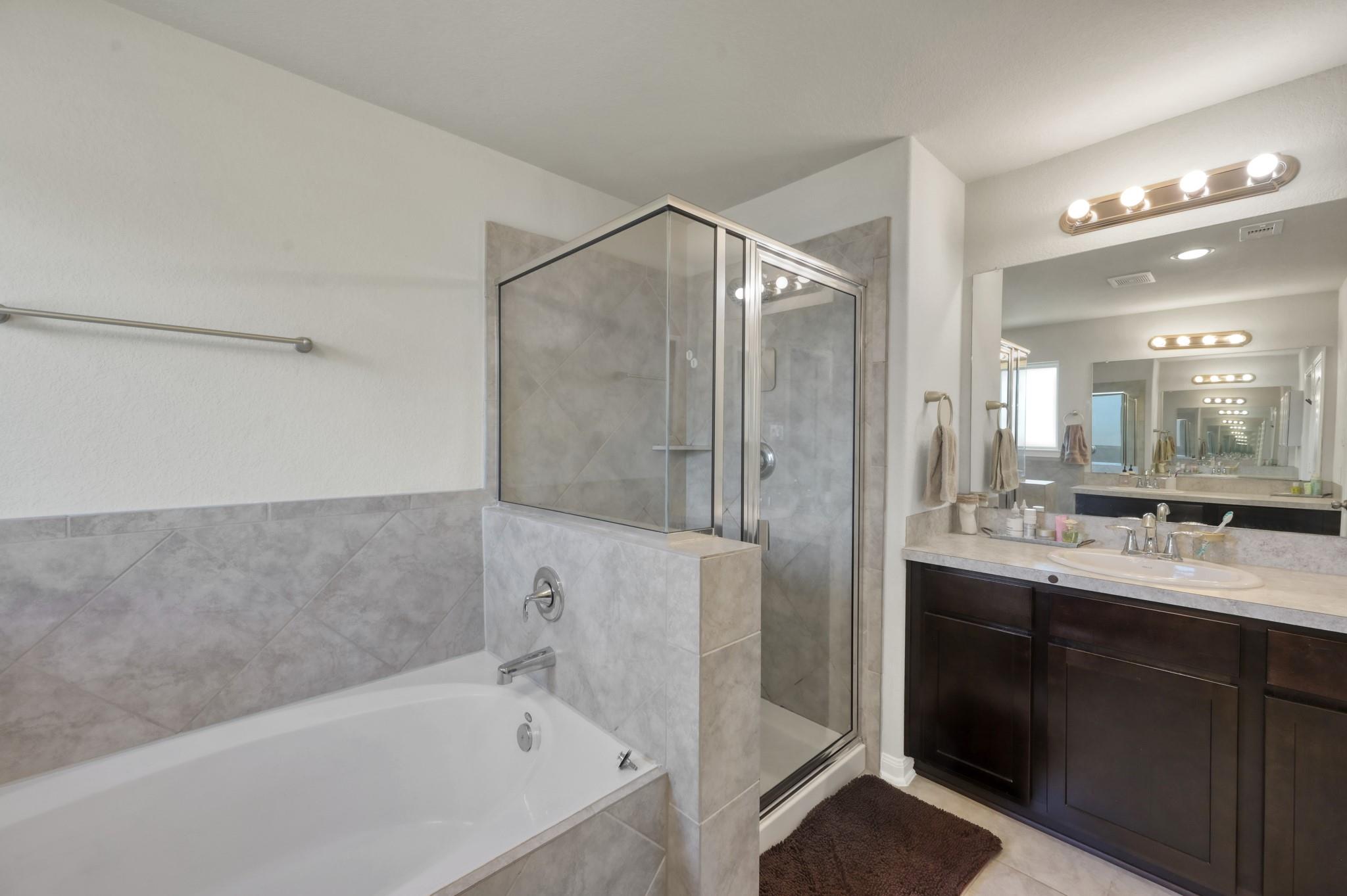 14072 Waukegan Way N