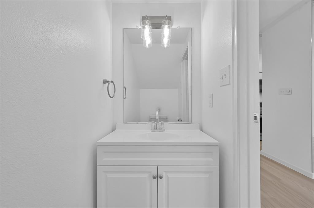 9850 Pagewood Lane # 1208