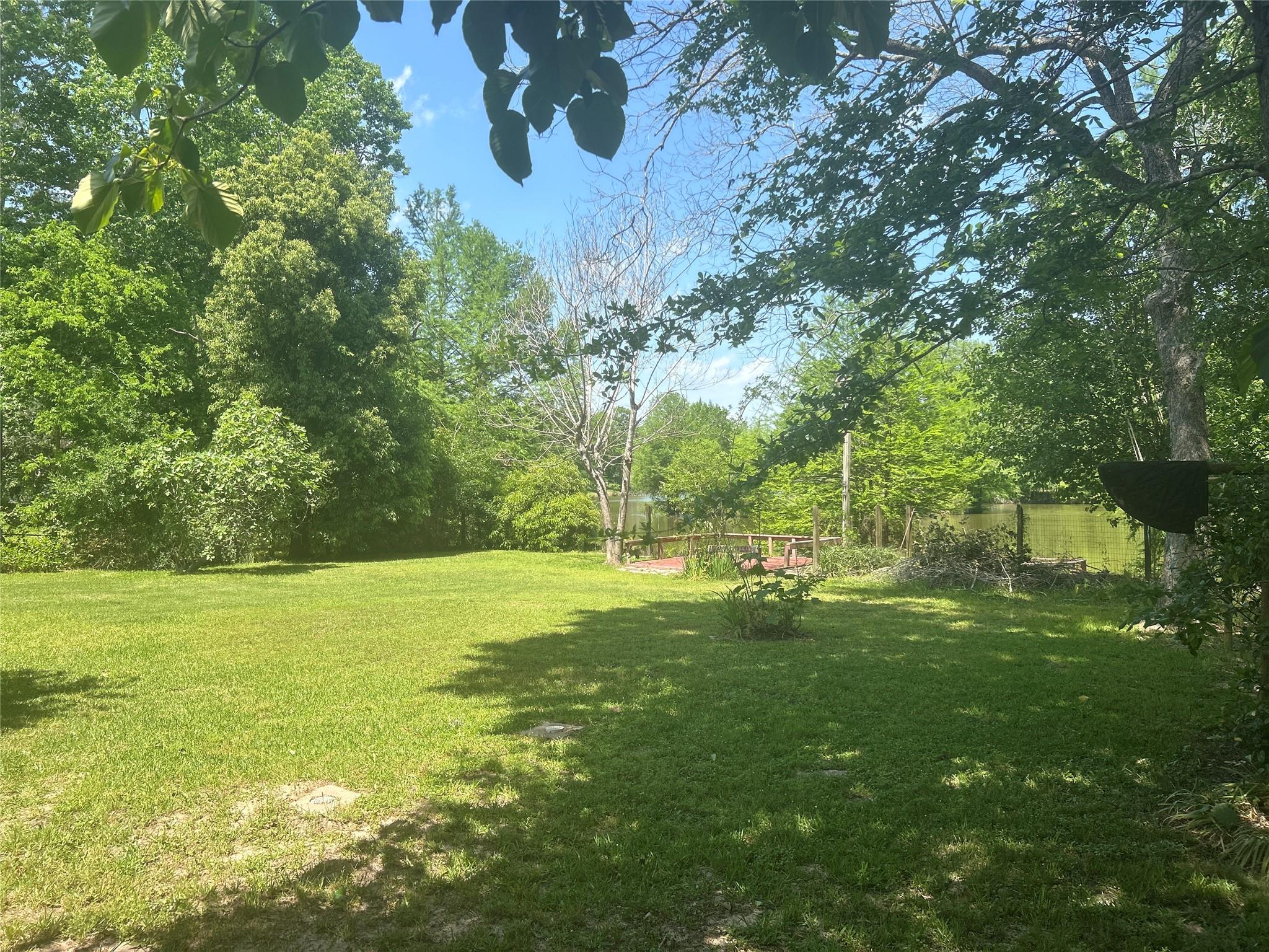 381 Lakeshore Drive