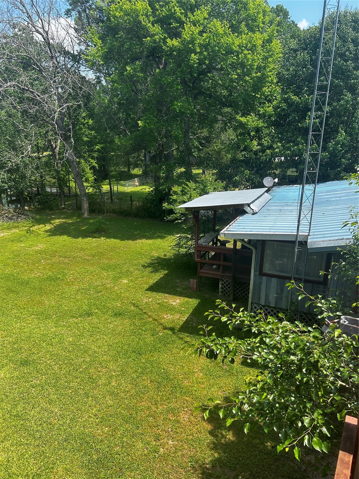 381 Lakeshore Drive