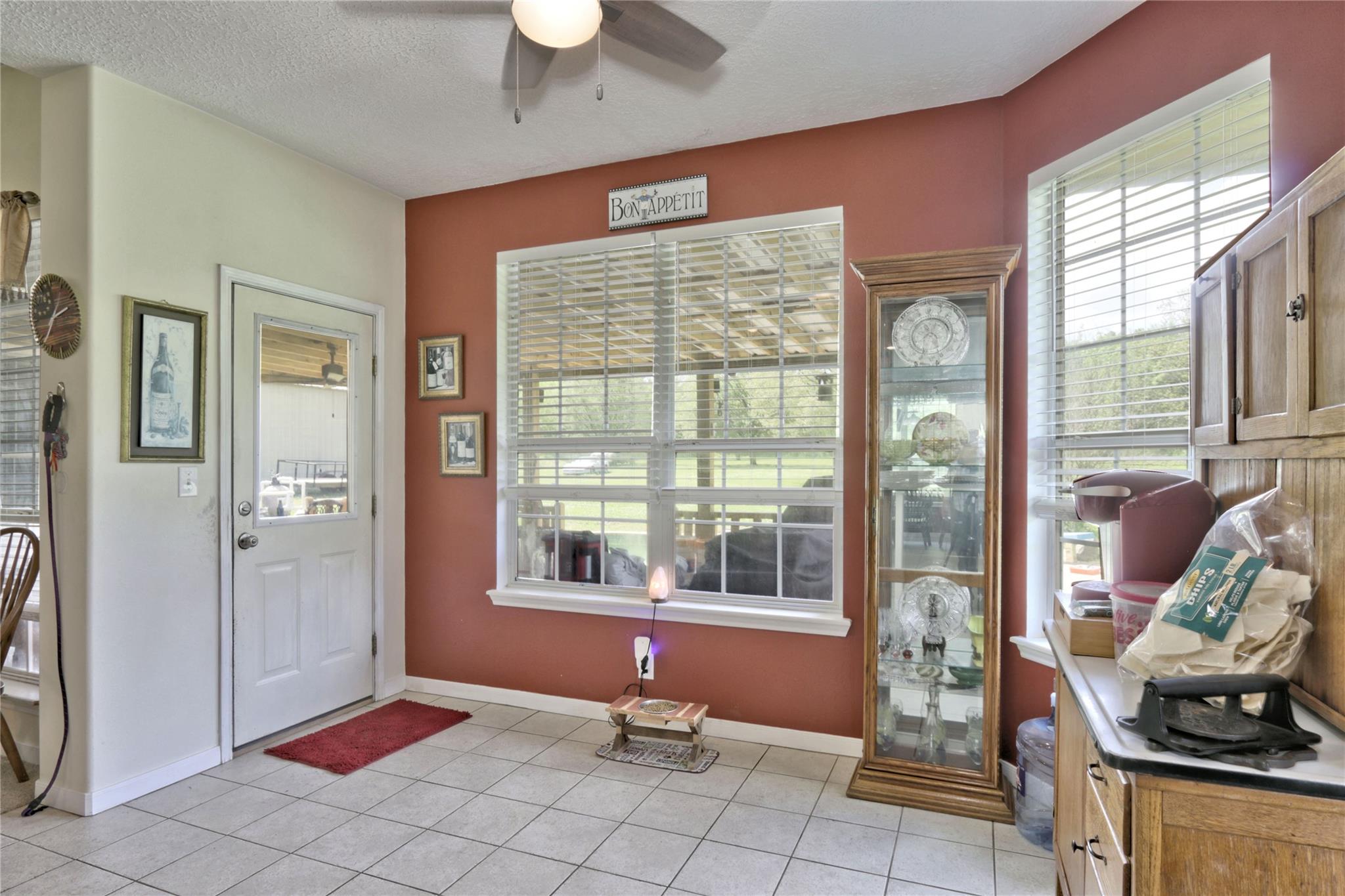 18135 N State Highway 75
