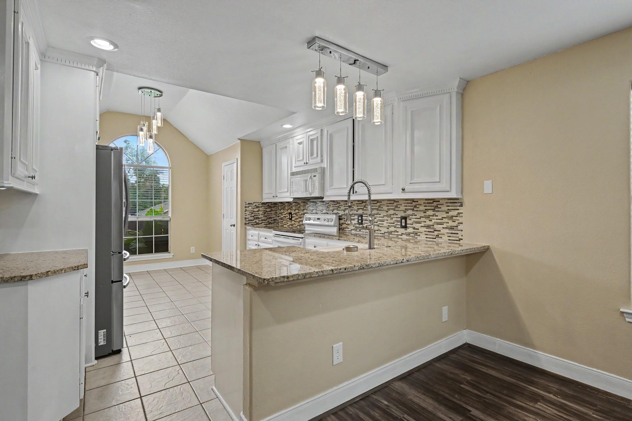 18477 Sunrise Oaks Court