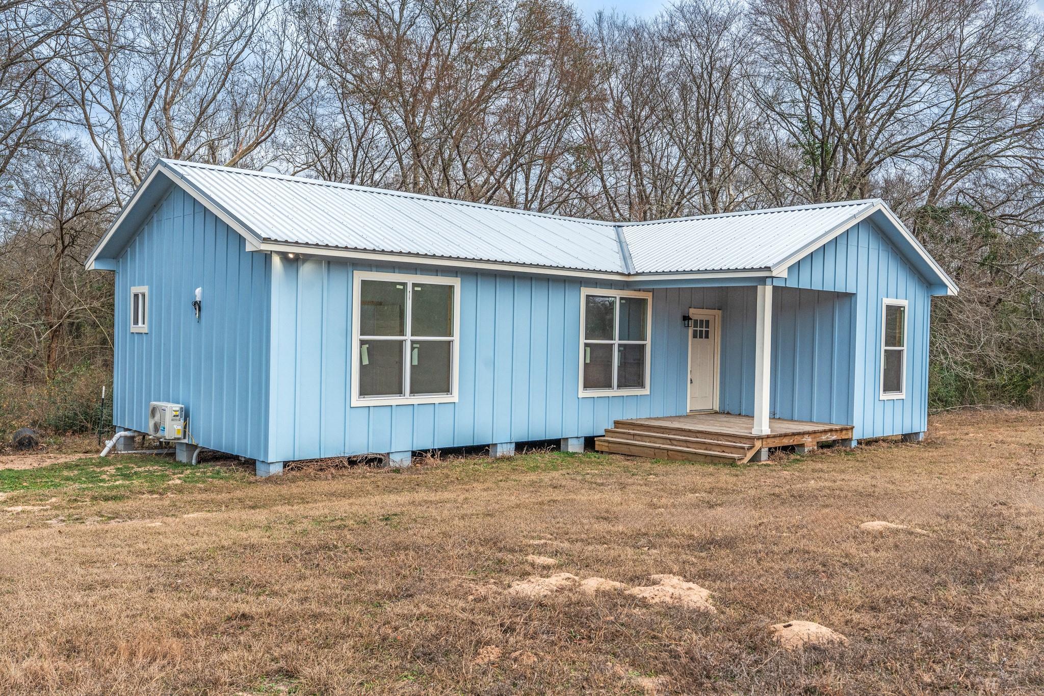 2077 County Road 408
