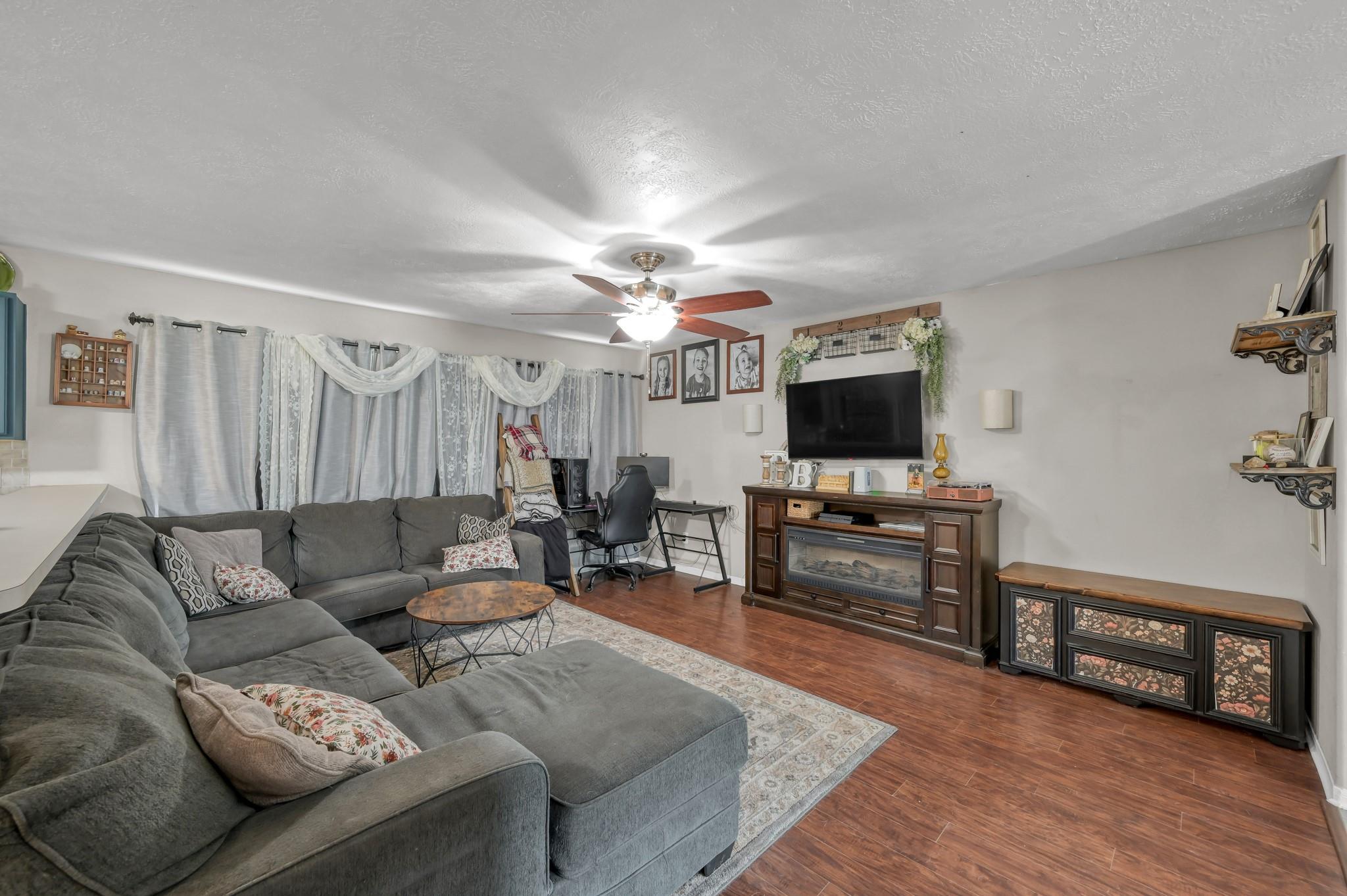 19814 Shores Edge Drive