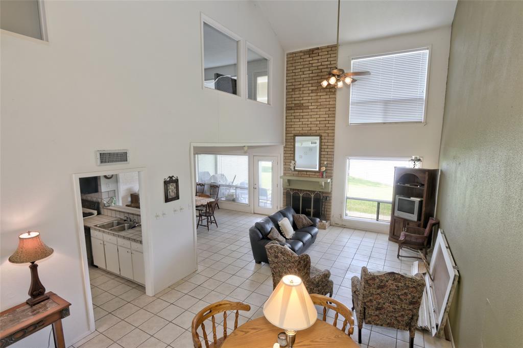 100 Edgewater Drive # 31