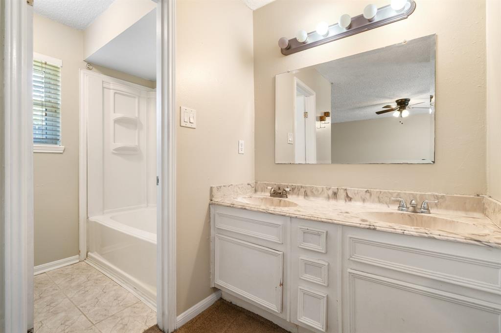 23030 Cranberry Trail