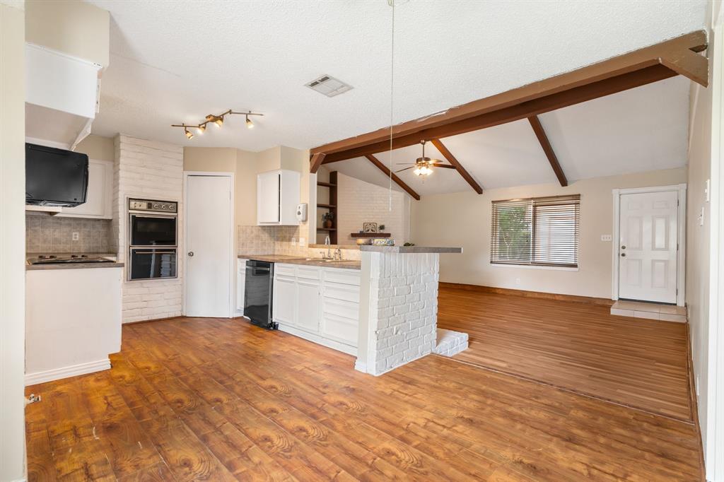 23030 Cranberry Trail