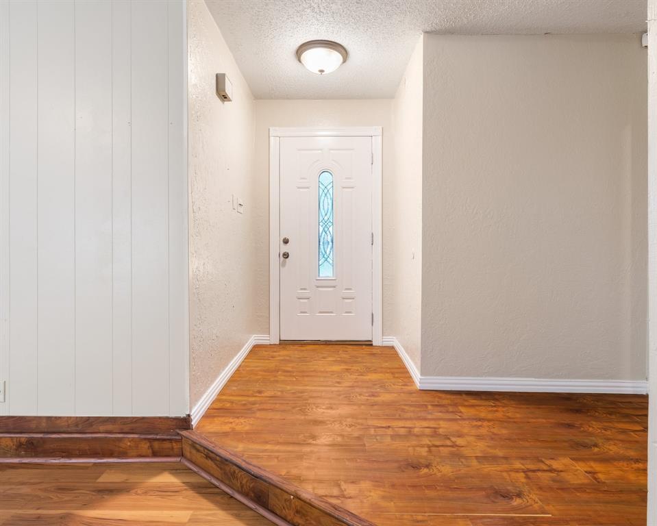 23030 Cranberry Trail