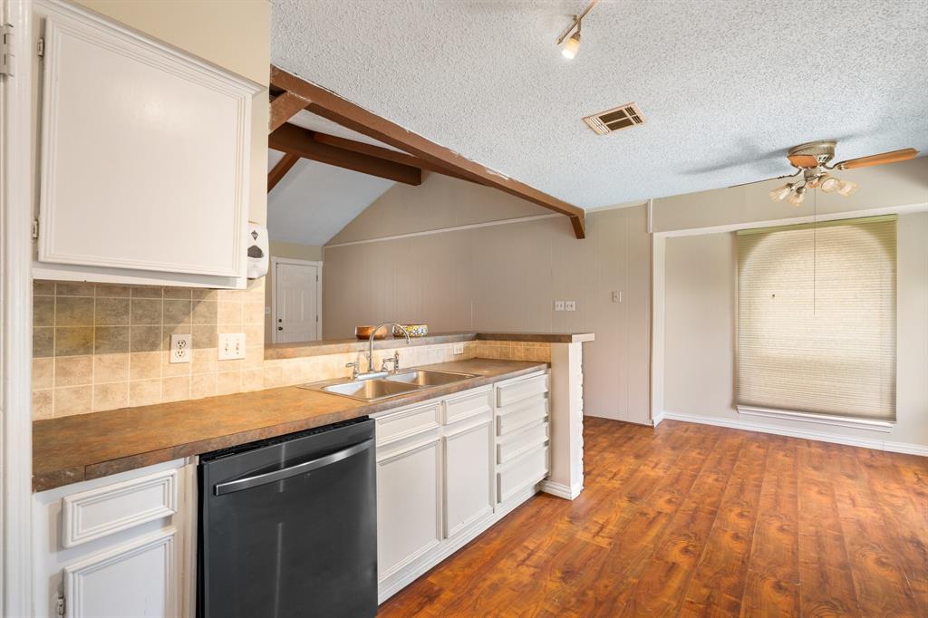 23030 Cranberry Trail