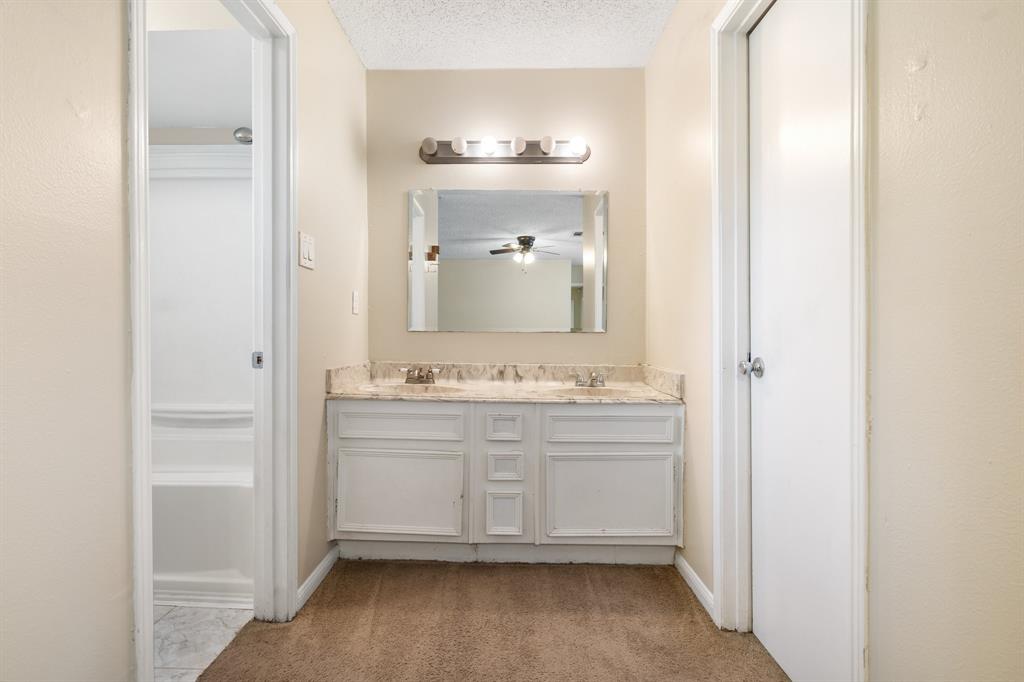 23030 Cranberry Trail