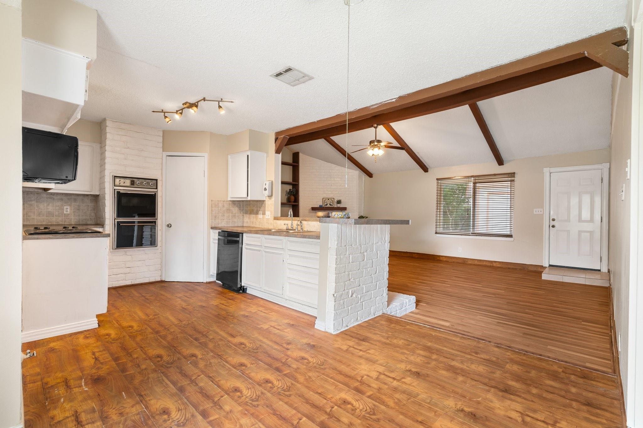 23030 Cranberry Trail