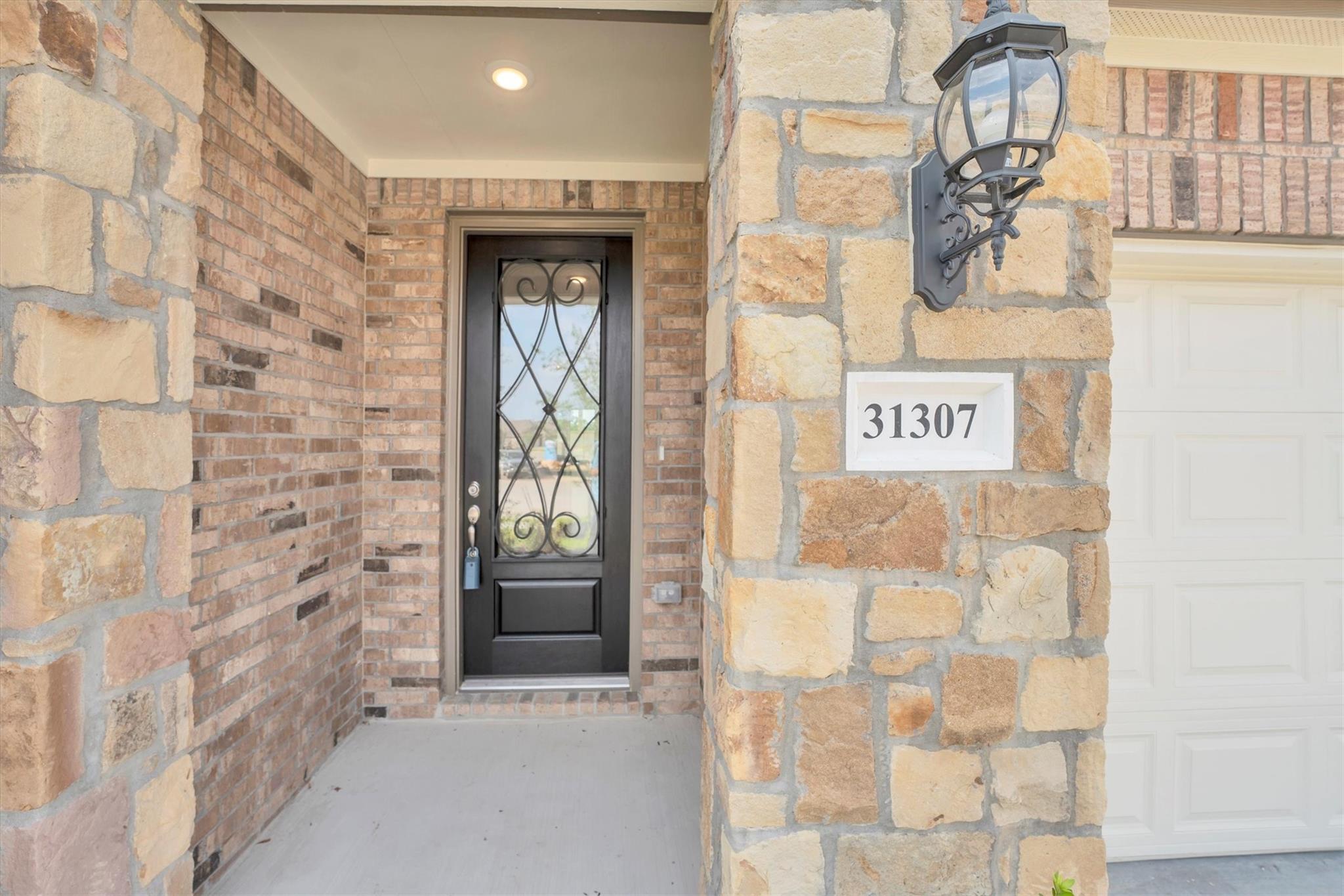 31397 Greenville Creek Lane