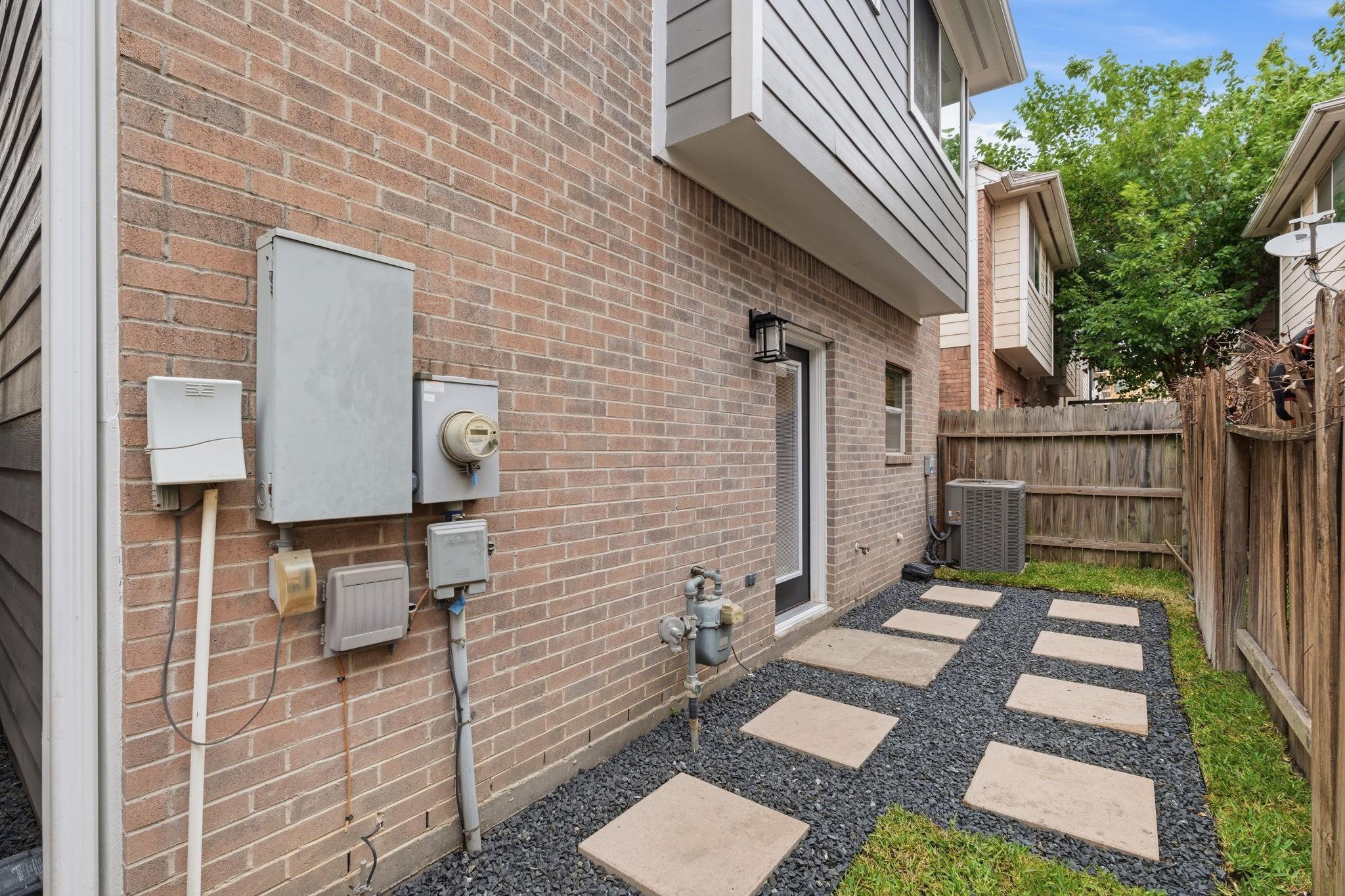 226 Sydnor Street
