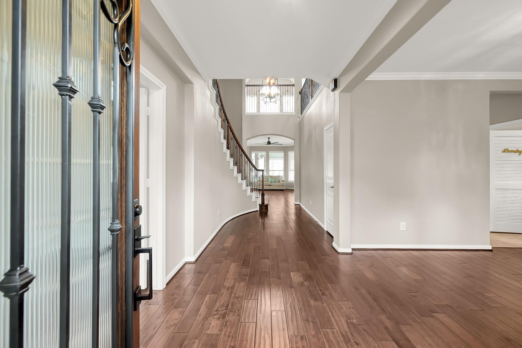 2425 W Bramlet Drive, Conroe