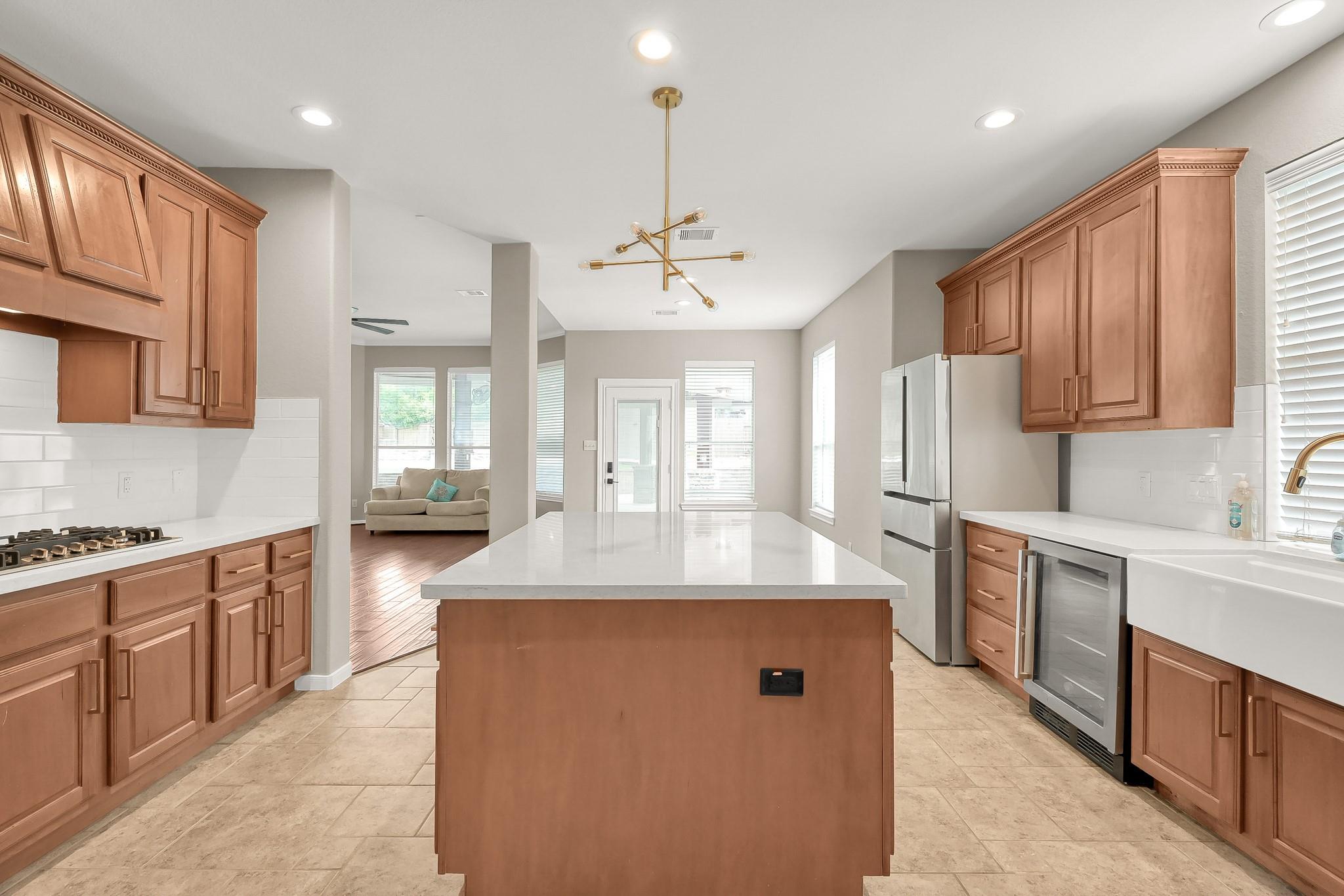 2425 W Bramlet Drive, Conroe