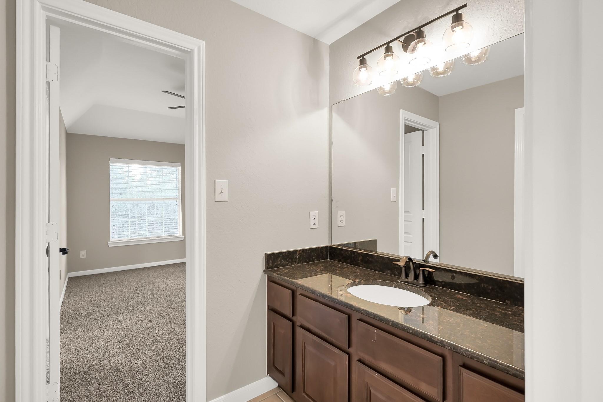 2425 W Bramlet Drive, Conroe