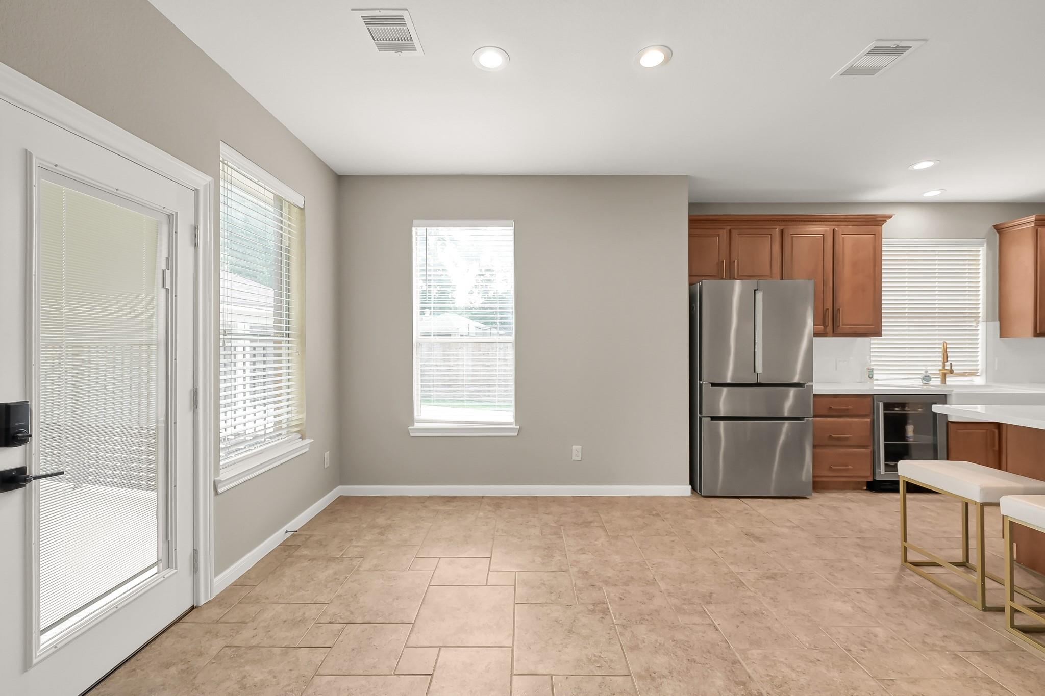 2425 W Bramlet Drive, Conroe